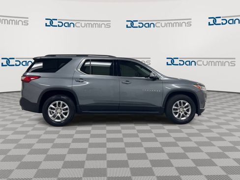 Used 2020 Chevrolet Traverse LT w/ LPO, 'HIT The Road' Package AWD/4WD image 9