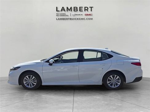 Used 2026 Toyota Camry LE FWD image 2