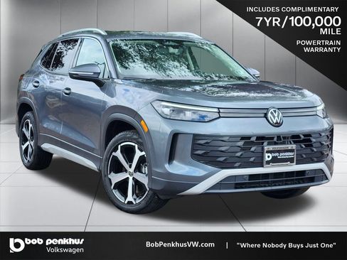 New 2025 Volkswagen Tiguan SE AWD/4WD image 1