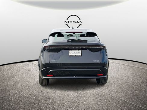 Used 2024 Nissan Ariya AWD image 7