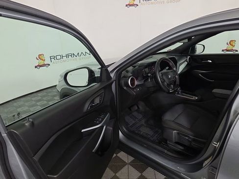Used 2024 Chevrolet Trax RS w/ Driver Confidence Package image 18