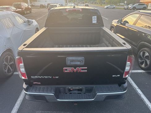 Used 2019 GMC Canyon SLE image 4