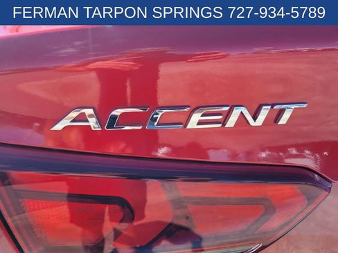 Used 2022 Hyundai Accent SEL image 18