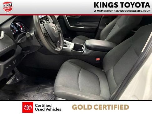 Certified 2024 Toyota RAV4 LE AWD/4WD image 15