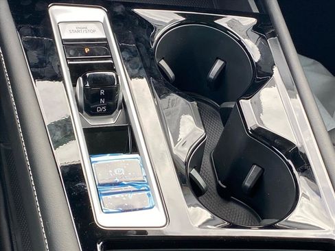 New 2026 Volkswagen Atlas SEL Premium R-Line image 7