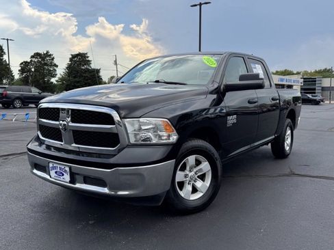 Used 2023 RAM 1500 Classic SLT w/ Trailer & Traction Group image 28