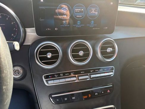 Used 2021 Mercedes-Benz GLC 300 image 8