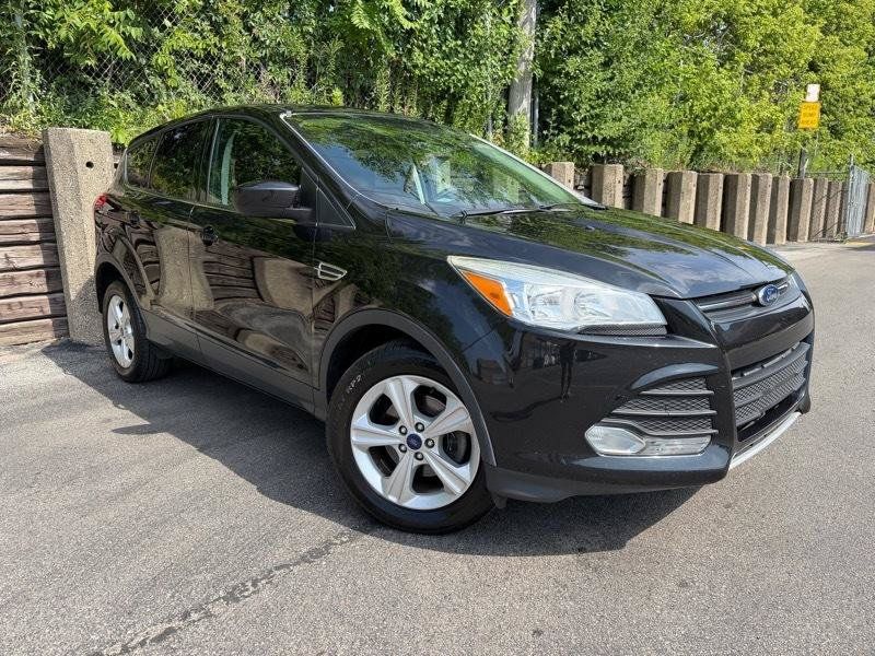 Used 2015 Ford Escape SE FWD image 4