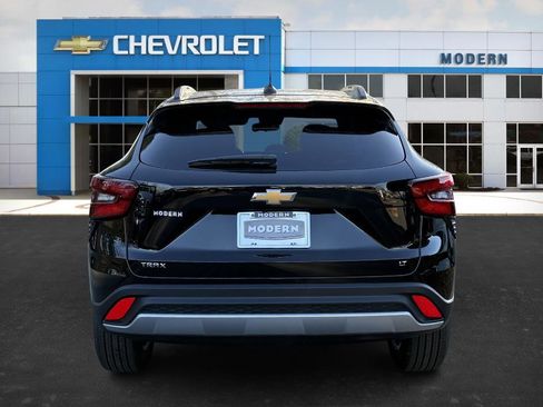 New 2026 Chevrolet Trax LT image 4