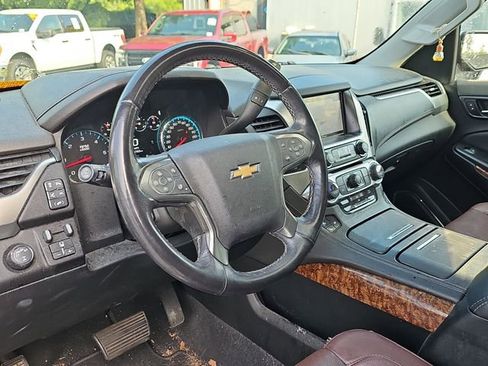 Used 2020 Chevrolet Tahoe Premier w/ Premier Plus Edition AWD/4WD image 11