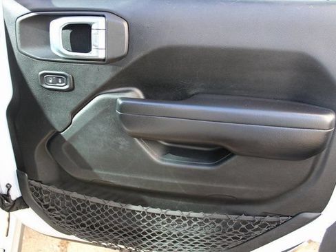 Used 2020 Jeep Wrangler Unlimited Rubicon AWD/4WD image 27