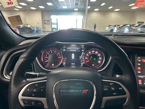 Used 2016 Dodge Challenger SXT Plus image 18