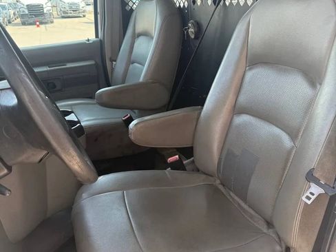 Used 2009 Ford E-250 and Econoline 250 image 10