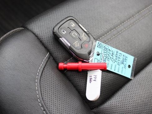 Used 2019 GMC Yukon Denali w/ Denali Ultimate Package image 13