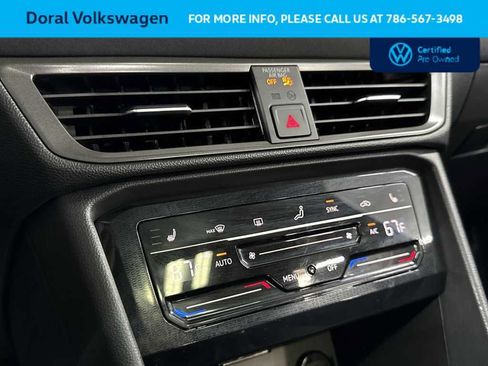 Used 2025 Volkswagen Taos SE image 19