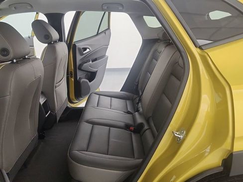 Used 2025 Chevrolet Trax ACTIV image 25