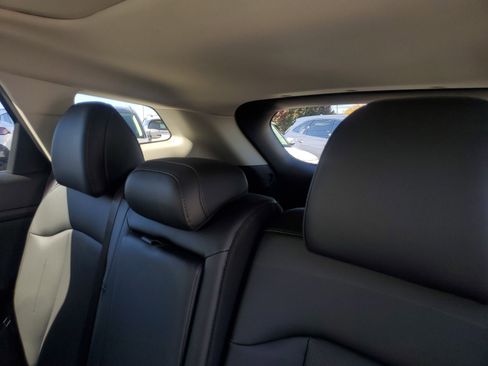 New 2026 Kia Sportage EX image 9