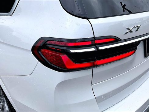 Certified 2026 BMW X7 xDrive40i AWD/4WD image 19