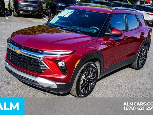 Used 2025 Chevrolet TrailBlazer LT FWD image 15