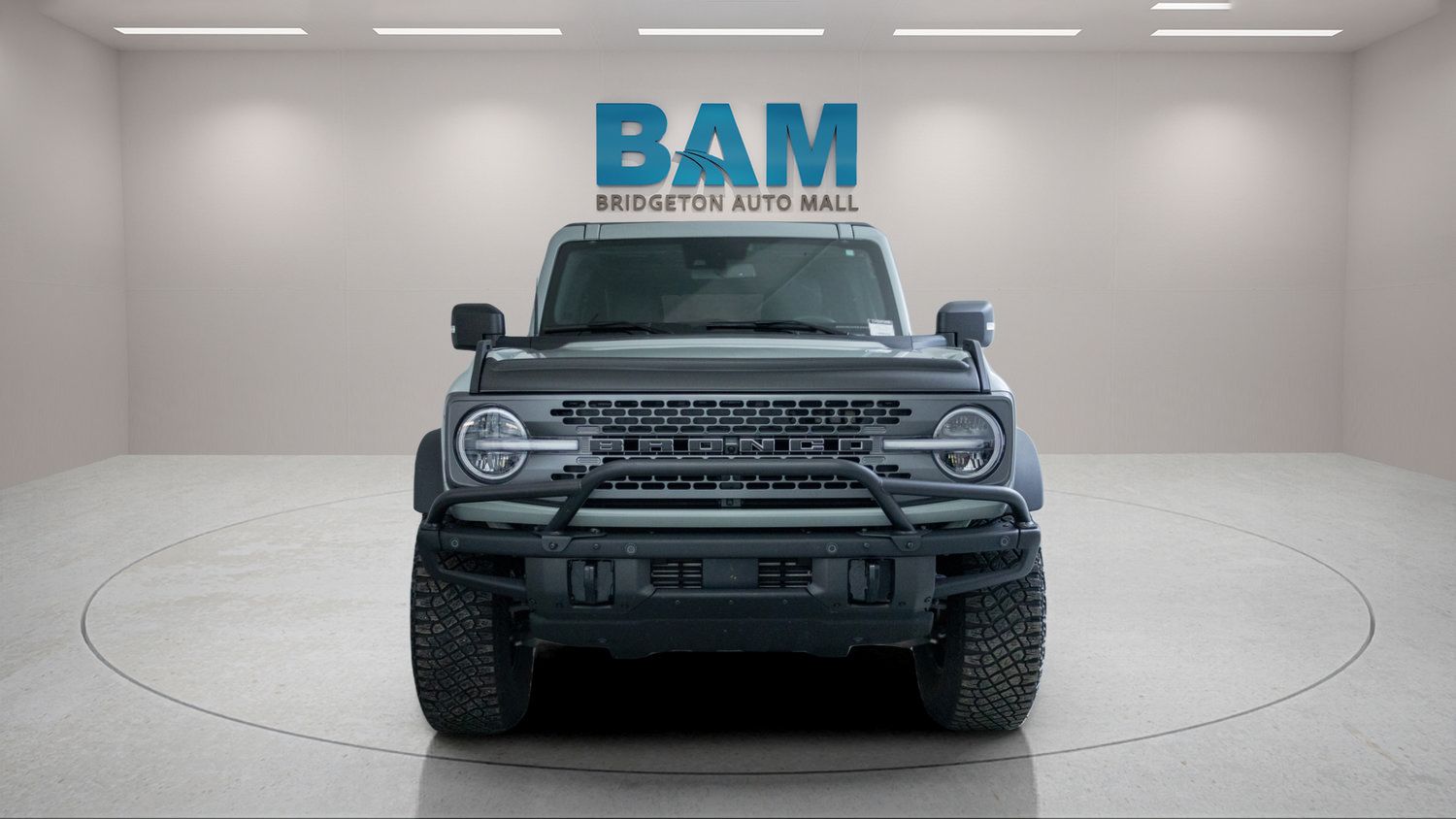 Used 2024 Ford Bronco Badlands AWD/4WD image 2