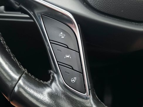 Used 2018 Cadillac XT5 Luxury w/ Driver Awareness Package AWD/4WD image 33