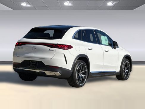 New 2026 Mercedes-Benz EQE 320 4MATIC SUV image 9