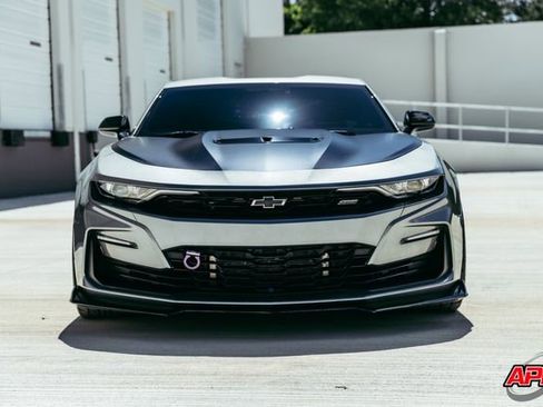 Used 2020 Chevrolet Camaro SS RWD image 16
