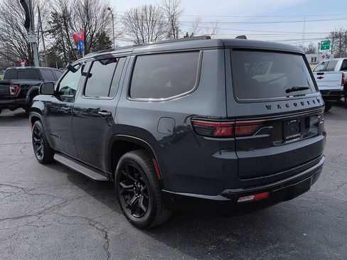 Used 2024 Jeep Wagoneer Series II w/ Convenience Group I image 5