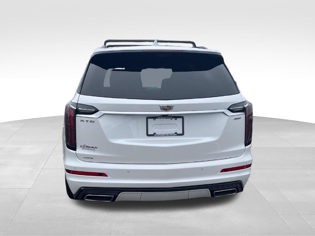 Used 2023 Cadillac XT6 Sport w/ Technology Package AWD/4WD image 5