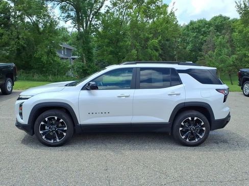 Used 2025 Chevrolet Equinox RS w/ Safety and Technology Package AWD/4WD image 7