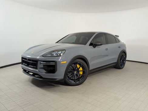 Certified 2025 Porsche Cayenne Turbo GT AWD/4WD image 1