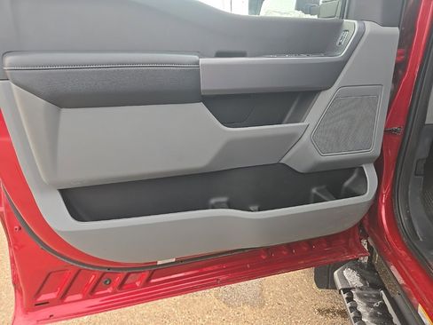 Used 2024 Ford F450 XLT w/ 360-Degree Camera Package image 13