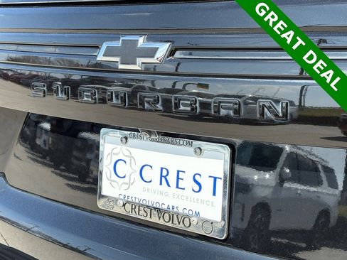 Used 2024 Chevrolet Suburban Z71 w/ Off-Road Capability Package image 9