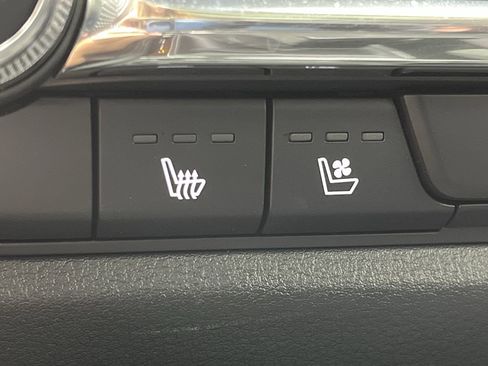 Certified 2025 MAZDA CX-50 2.5 Hybrid w/ Premium Plus Pkg image 21