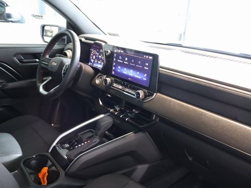 Certified 2025 Chevrolet Colorado W/T w/ WT Custom Package image 35