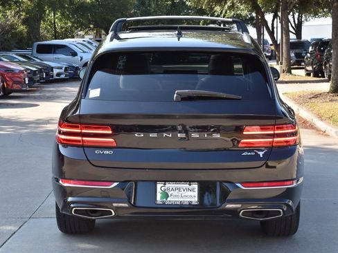 Used 2022 Genesis GV80 2.5T w/ Advanced Package 02 AWD/4WD image 9