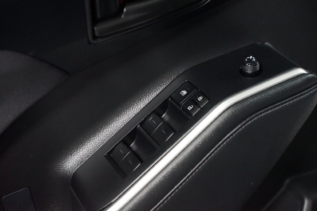 Used 2023 Toyota Highlander L FWD image 30