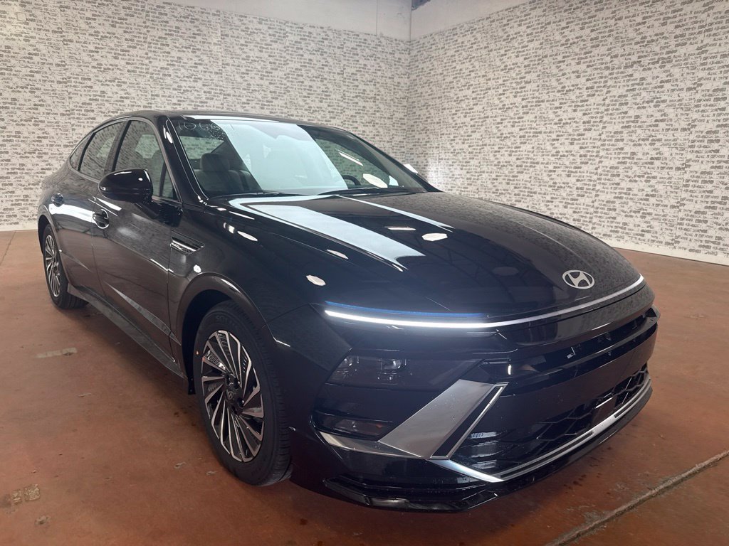 New 2026 Hyundai Sonata SEL FWD image 1
