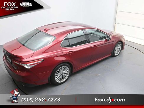 Used 2018 Toyota Camry XLE w/ Audio Package FWD image 33