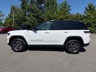 Certified 2023 Jeep Grand Cherokee Trailhawk w/ Advanced Protech Group II AWD/4WD video 2