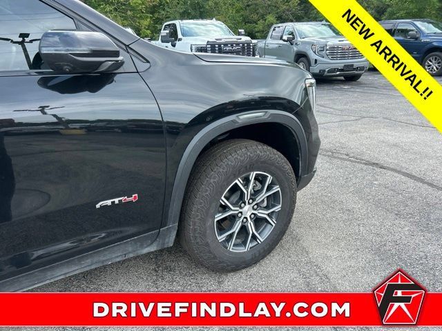 Used 2026 GMC Acadia AT4 w/ LPO, All-Weather Package AWD/4WD image 5