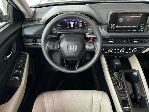 Used 2023 Honda Accord EX image 16