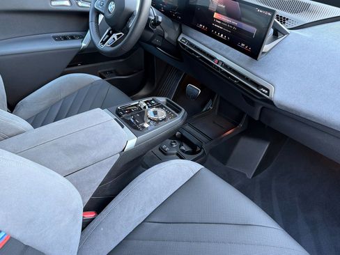 Used 2026 BMW iX xDrive60 w/ M Sport Package image 19