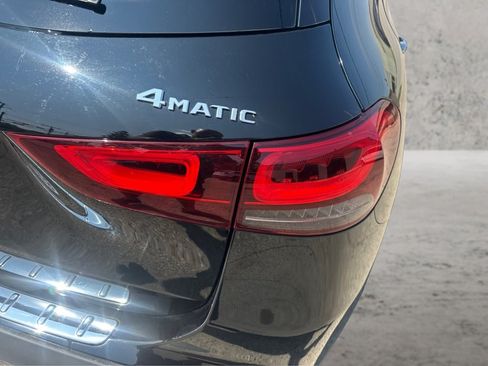 Used 2022 Mercedes-Benz GLA 250 4MATIC w/ Premium Package Lite image 22