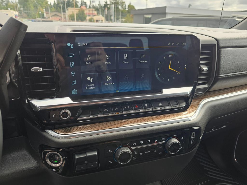 Used 2024 Chevrolet Silverado 1500 LT AWD/4WD image 24