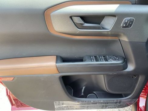 New 2026 Ford Bronco Sport Outer Banks w/ Outer Banks Tech Package+ AWD/4WD image 13