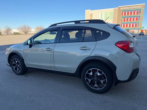 Used 2015 Subaru Crosstrek 2.0i Premium AWD/4WD image 8