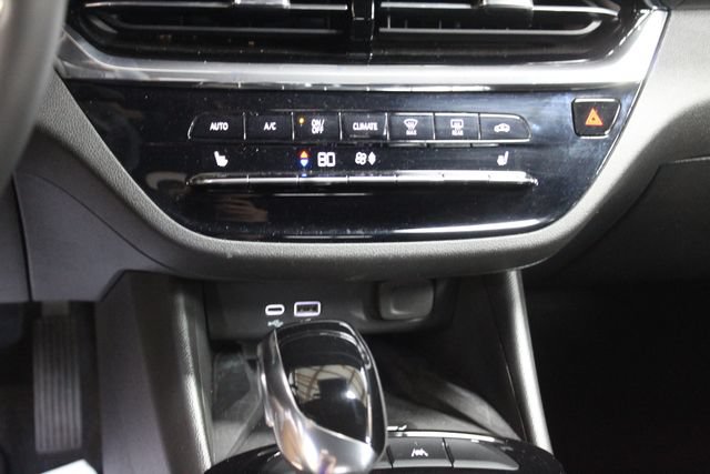 Certified 2025 Buick Envista Avenir FWD image 20