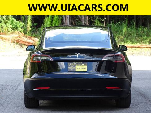 Used 2023 Tesla Model 3 Standard Range RWD image 7