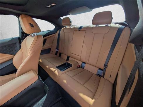 Used 2024 BMW 230i Coupe w/ Convenience Package RWD image 15